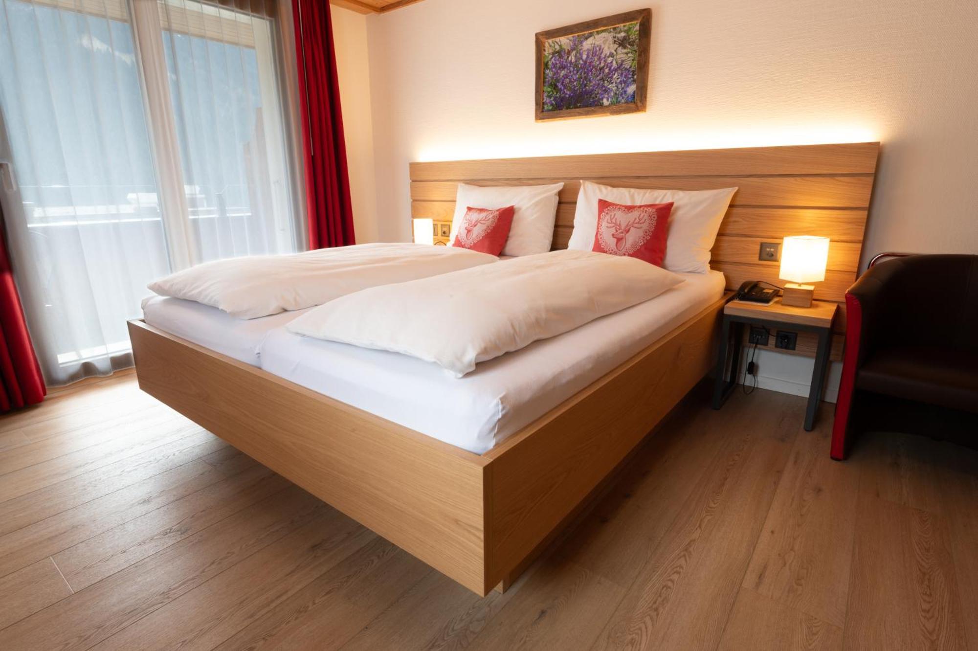 Comfort Double Room Balcony Mountain View